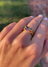 Load image into Gallery viewer, Hug Ring